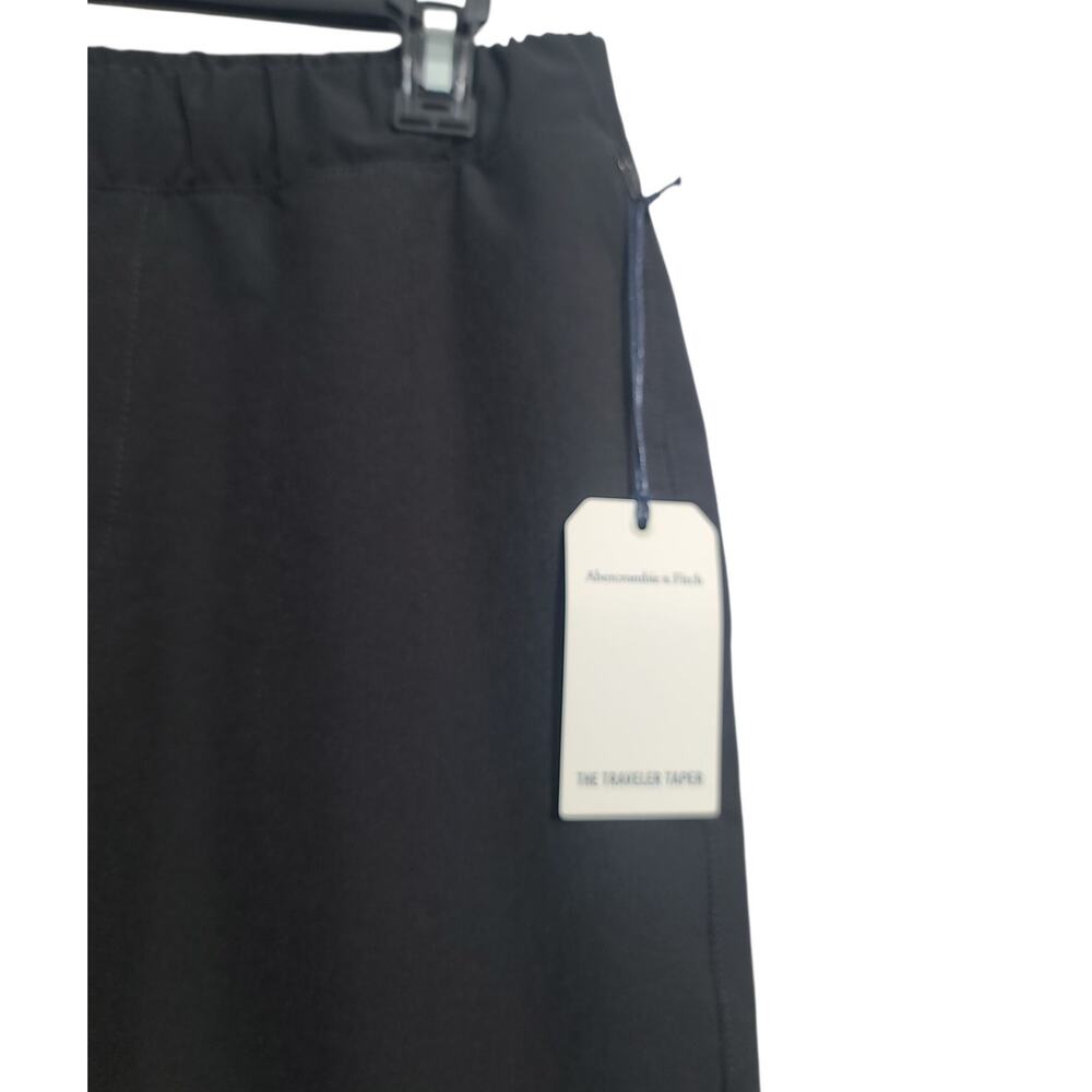 Abercrombie & Fitch Skinny Tapered Traveler Pants Black NWT Small - Picture 3 of 5